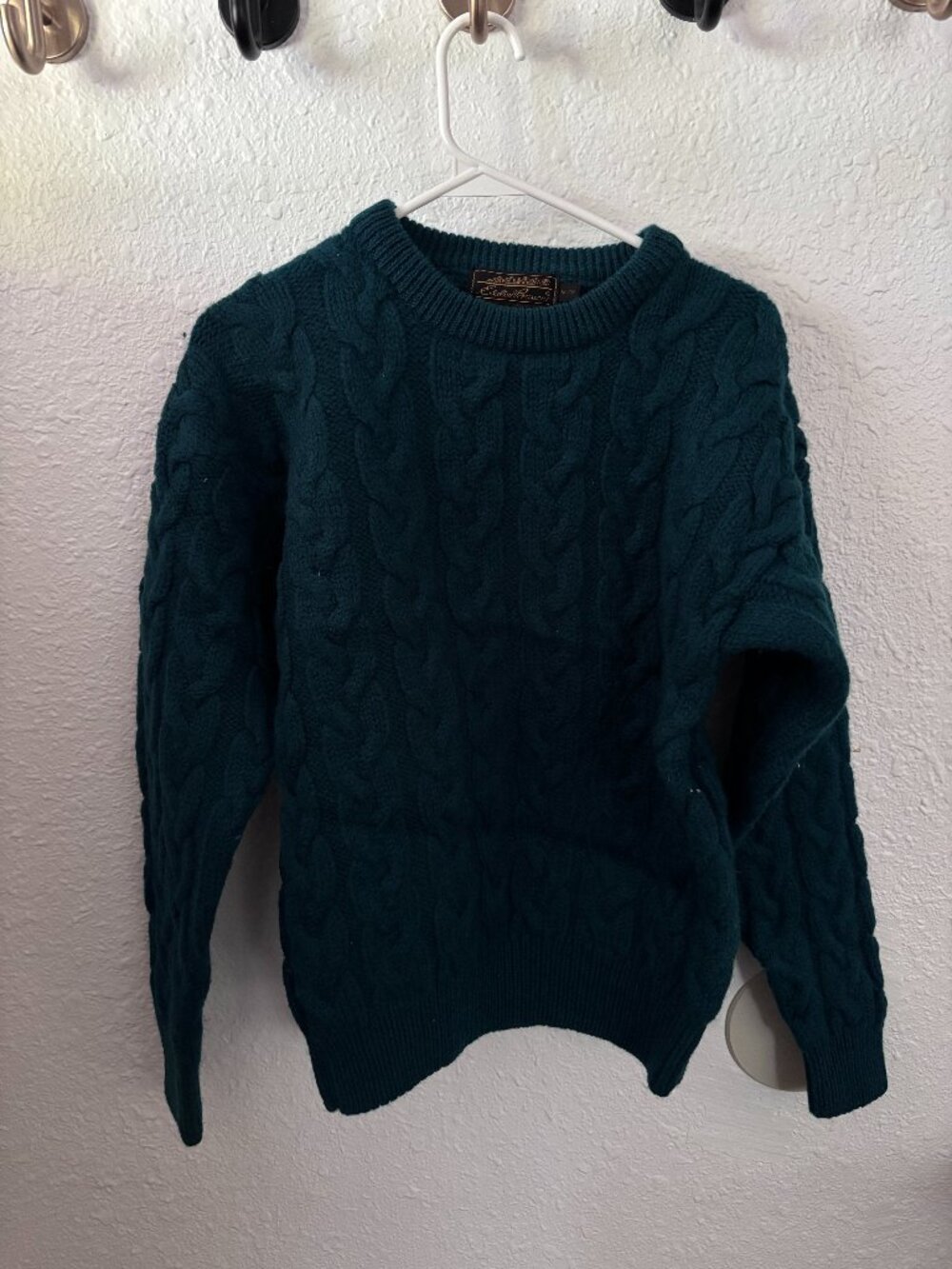 Vintage Eddie Bauer Women’s Green Wool Cable Knit Fisherman Sweater M Outdoor